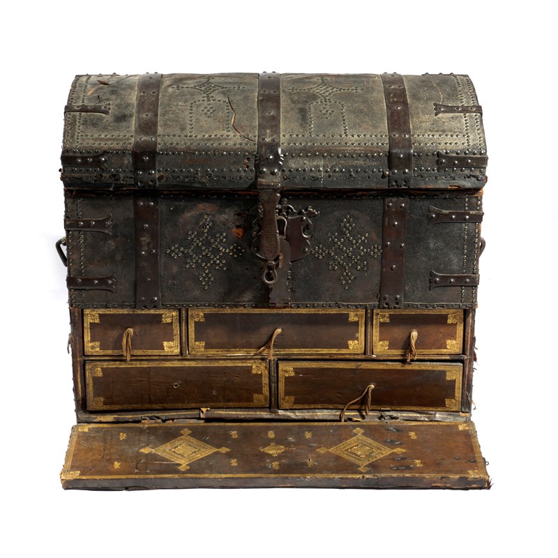 A rare elizabeth i studded leather travelling trunk | Woolley and Wallis