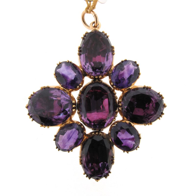 A george iii amethyst gold pendant | Woolley and Wallis