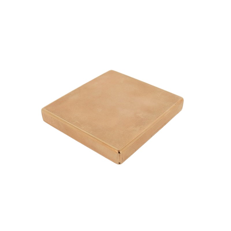Fabergé - a rectangular gold box | Woolley and Wallis