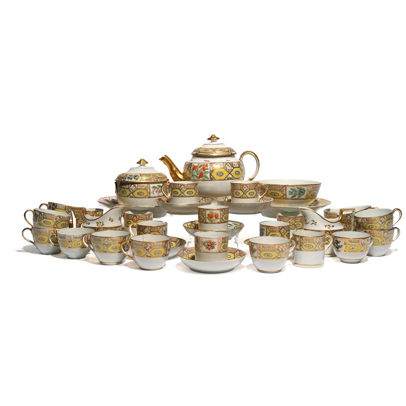 A coalport tea service, c.1825, in the church gresley pattern, richly ...