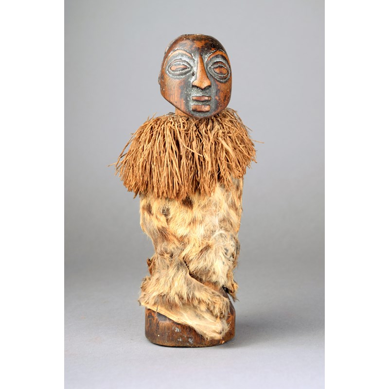 A hemba half figure democratic republic of congo wood | Woolley and Wallis